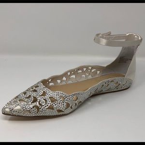 Imagine Vince Camuto Garyn Dress Flats NIB Size 8